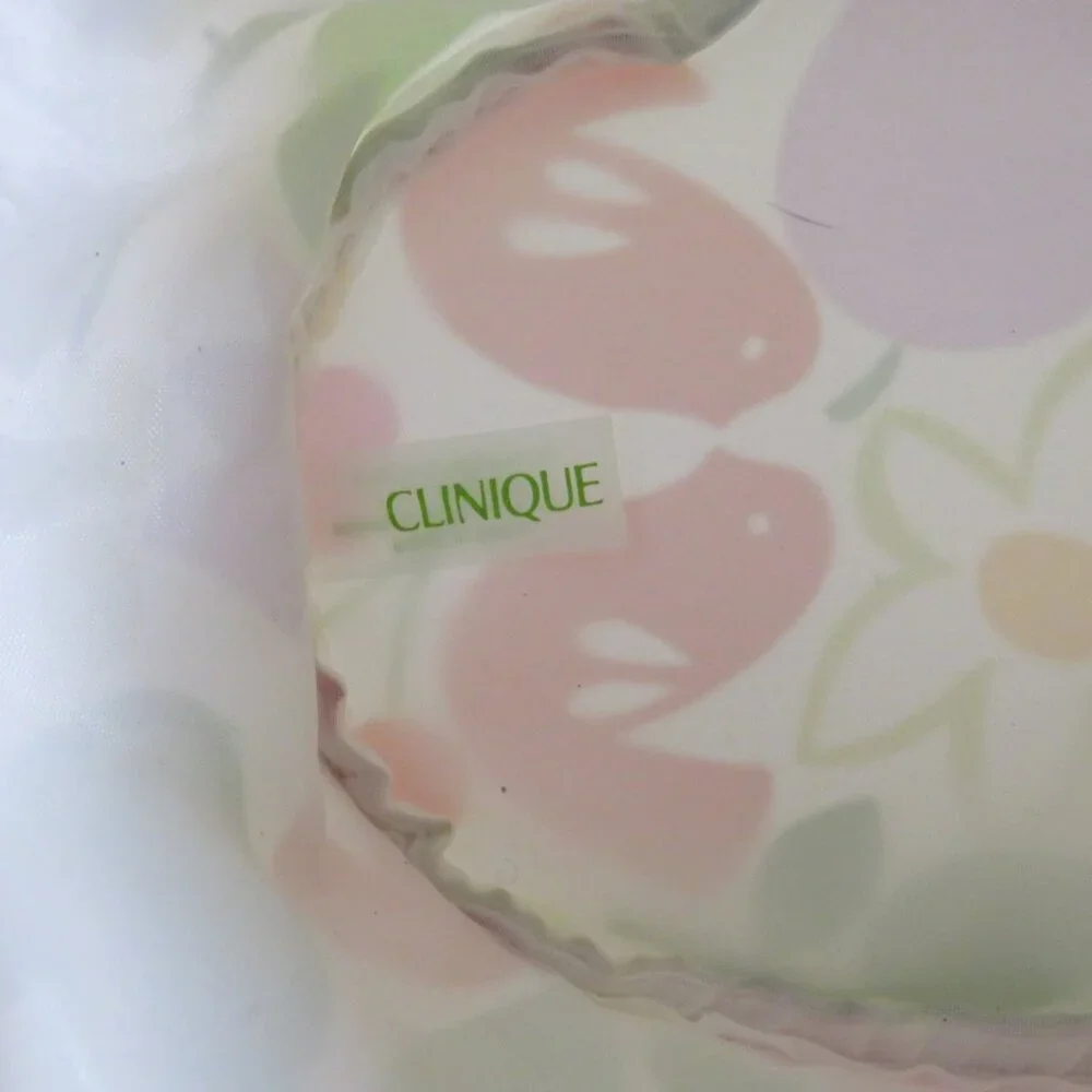 Clinique makeup/cosmetic travel bag/case Fruit & Flowers LIKE NEW